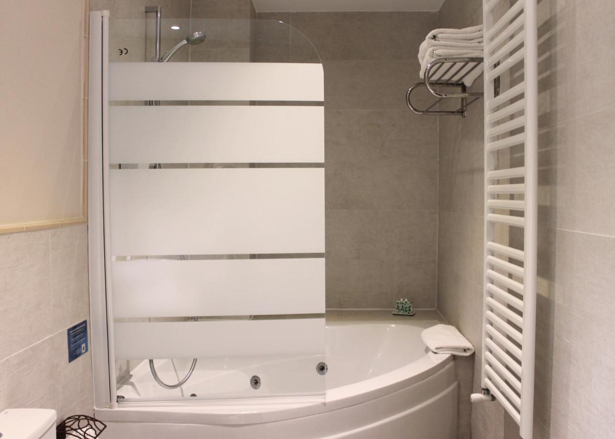 Hotel Los Corrales De Soto Soto Real Zewnętrze zdjęcie